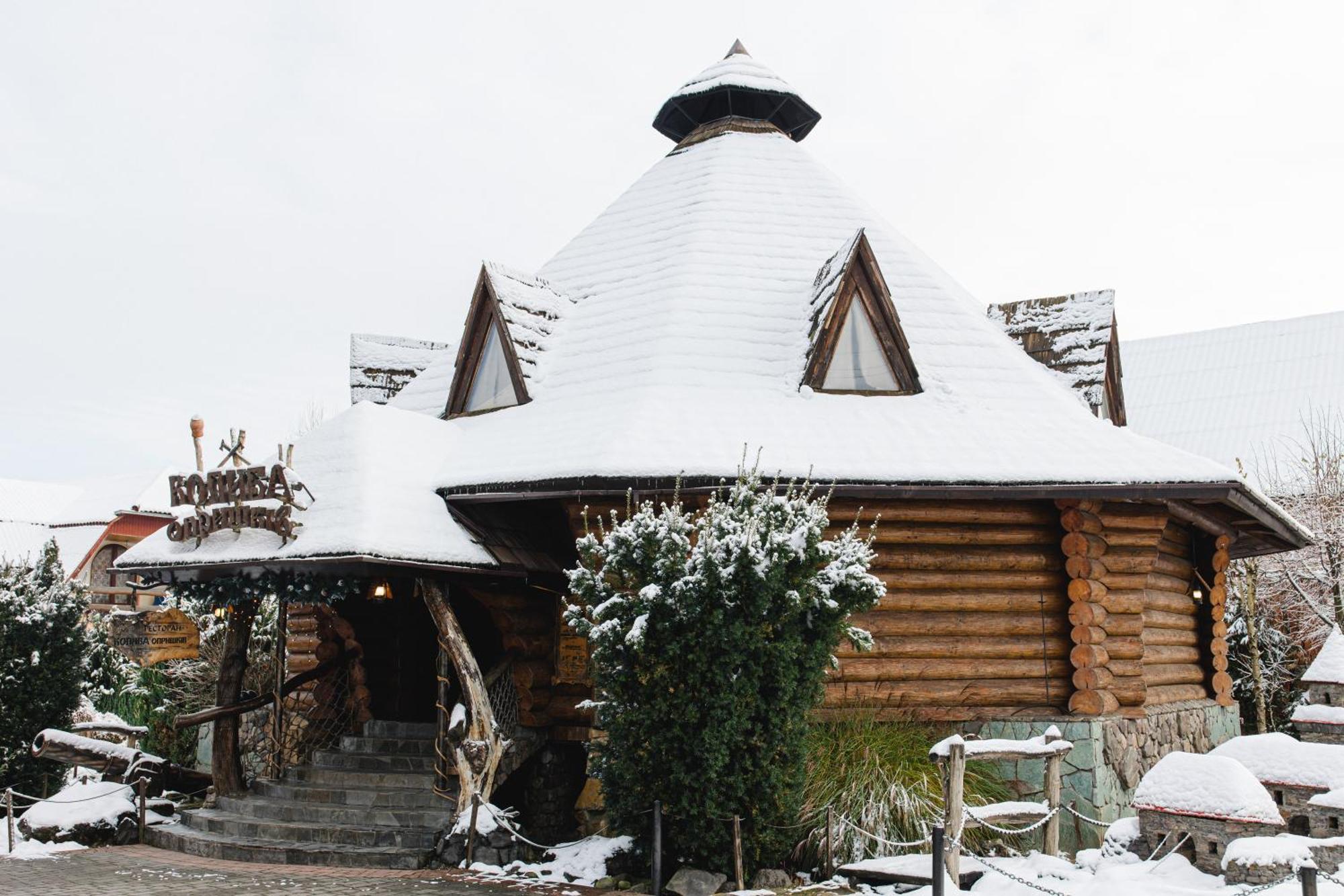 Hotel Kolyba Opryshkiv Nizhneye Selishche Exteriér fotografie