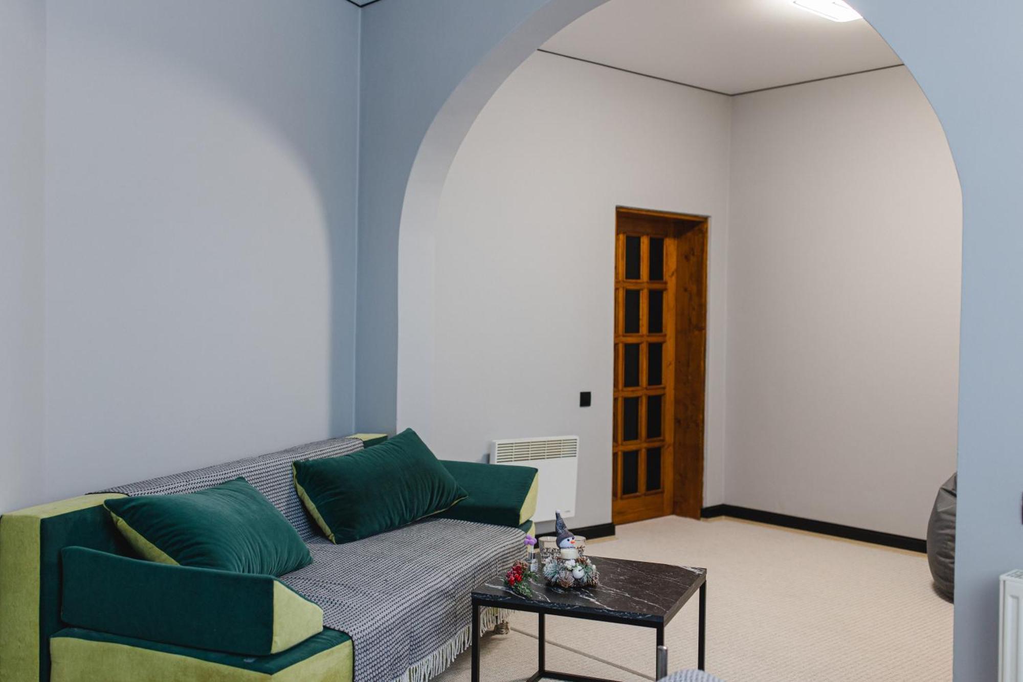 Hotel Kolyba Opryshkiv Nizhneye Selishche Pokoj fotografie